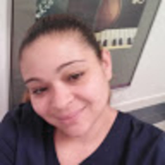 Meet your Posher, Jessica - Picture 1 of 1